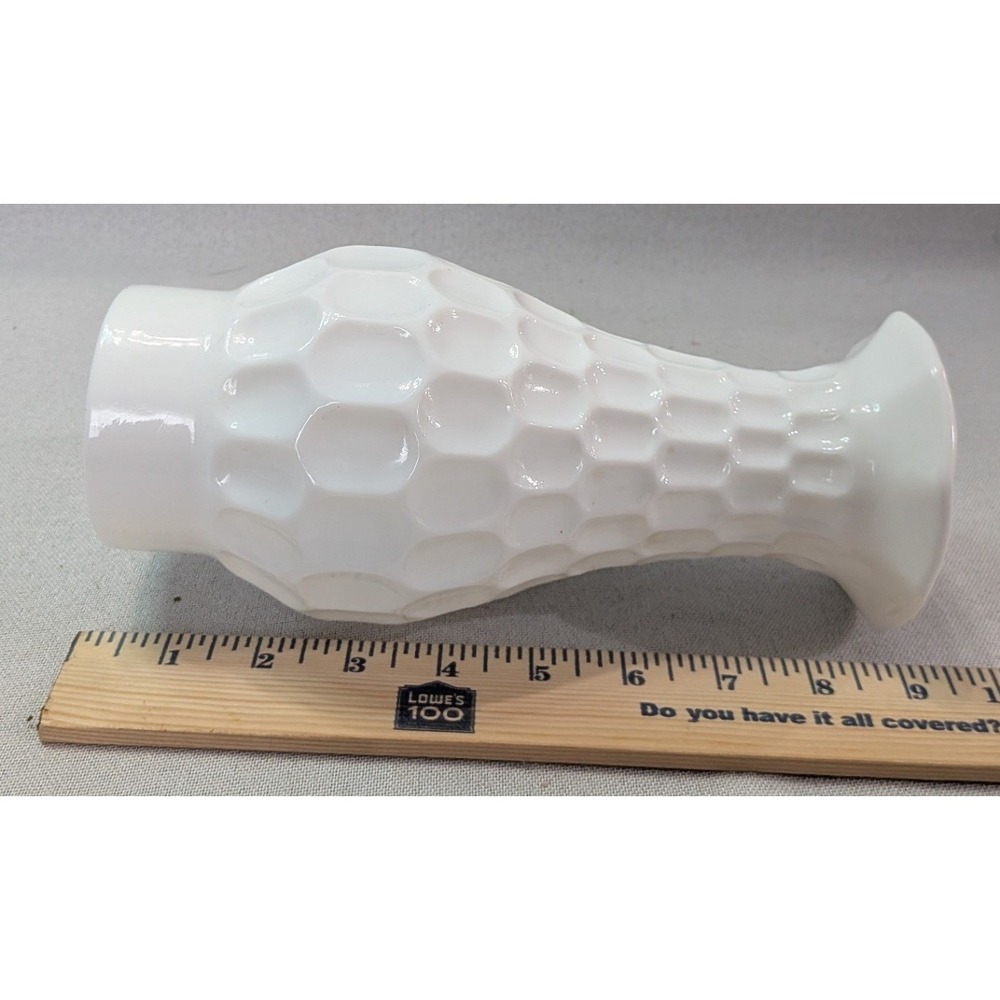 Lamp Chimney Unisex 8.25in White Good Honeycomb Milk Glass Ruffled Top - Picture 3 of 3